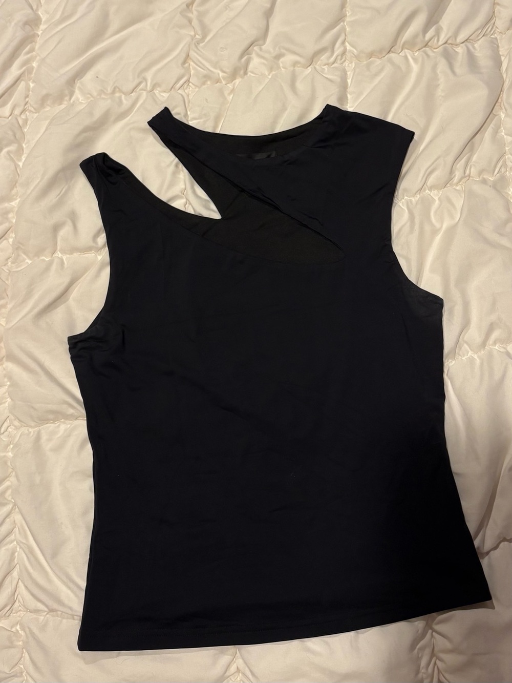 White Fox Boutique Black Twist-Back Tank Top